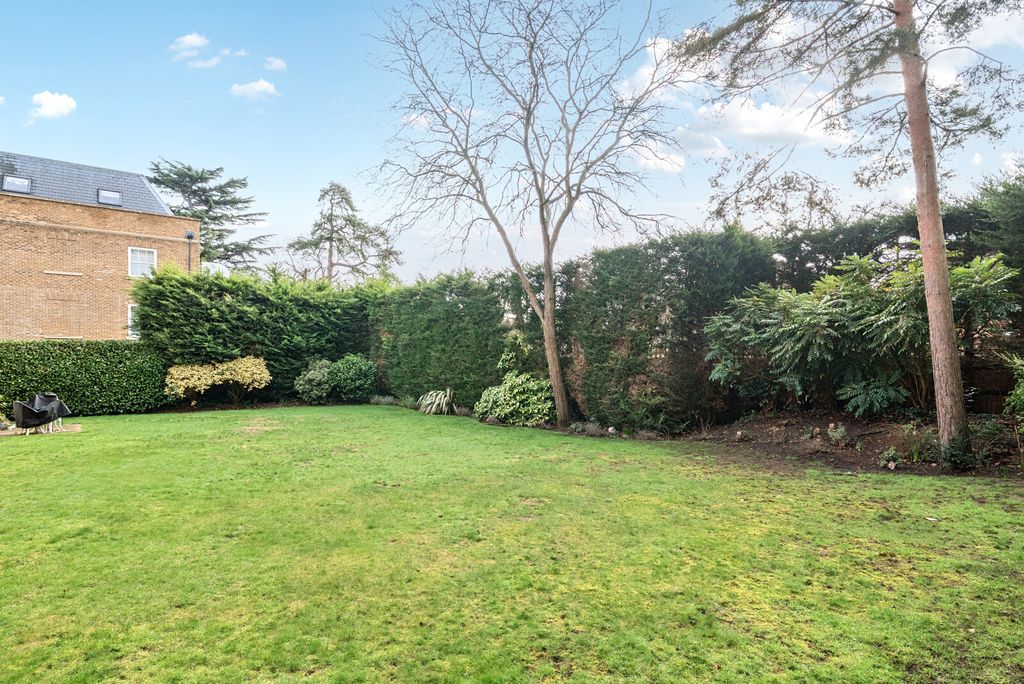 Property photo 2 of 17 1404986-2-6989c57...