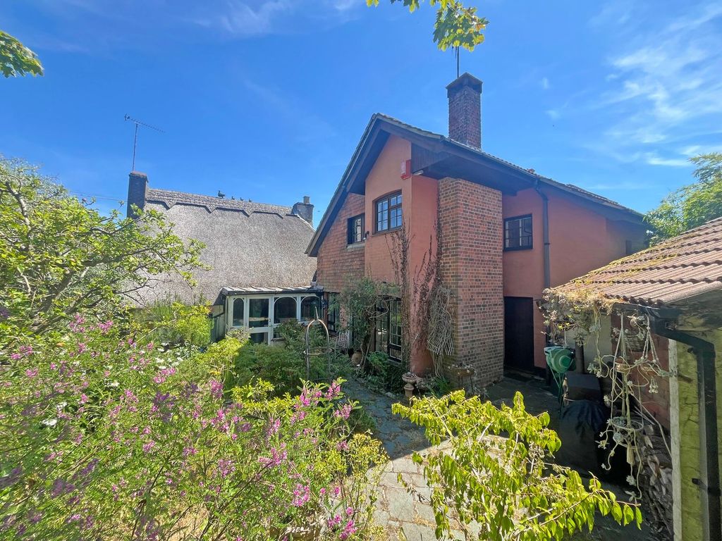 Property photo 3 of 16