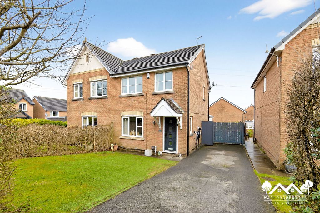 Property photo 1 of 38