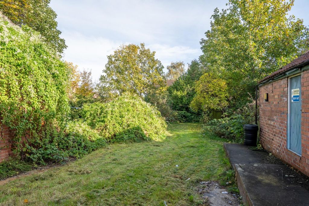 Property photo 2 of 14 Bl-13.Jpg