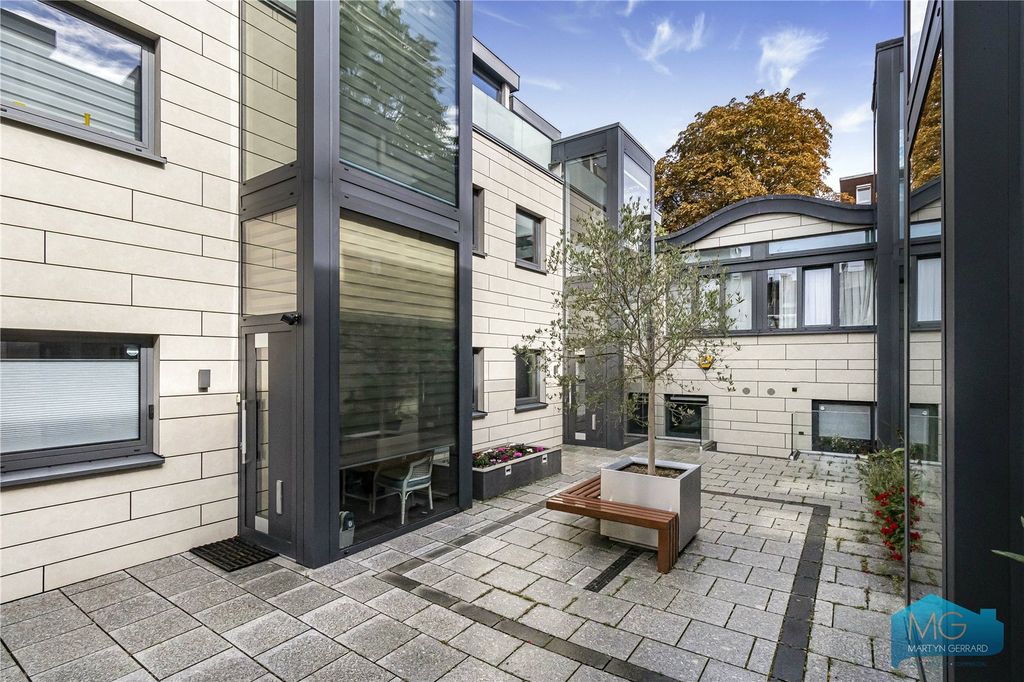 Property photo 3 of 22 Picture No. 47