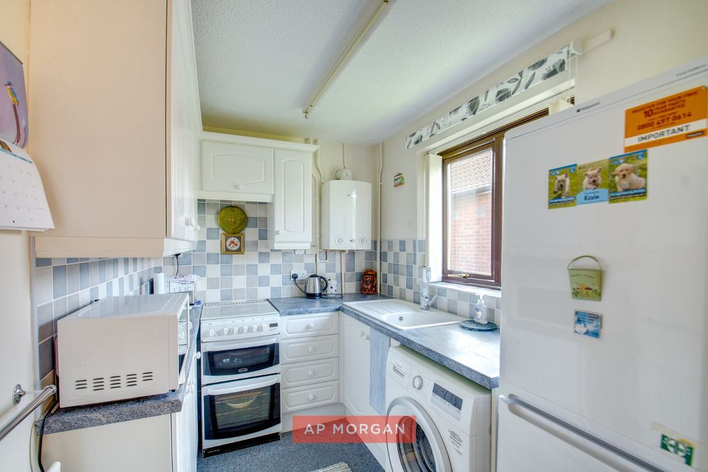 Property photo 3 of 8 Picture No. 08