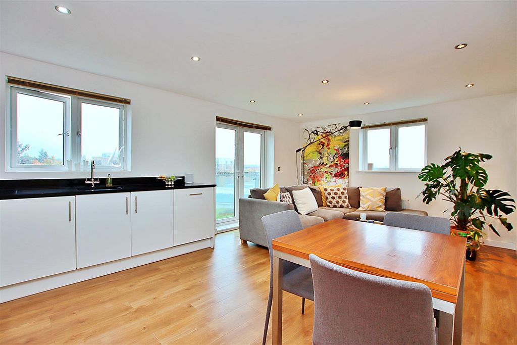 Property photo 1 of 9 Img_8060.Jpg