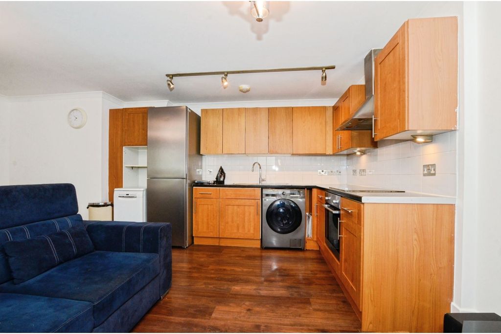 Property photo 3 of 10 Open Plan Living