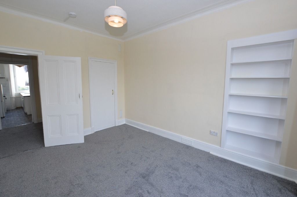 Property photo 3 of 10 Photo 3