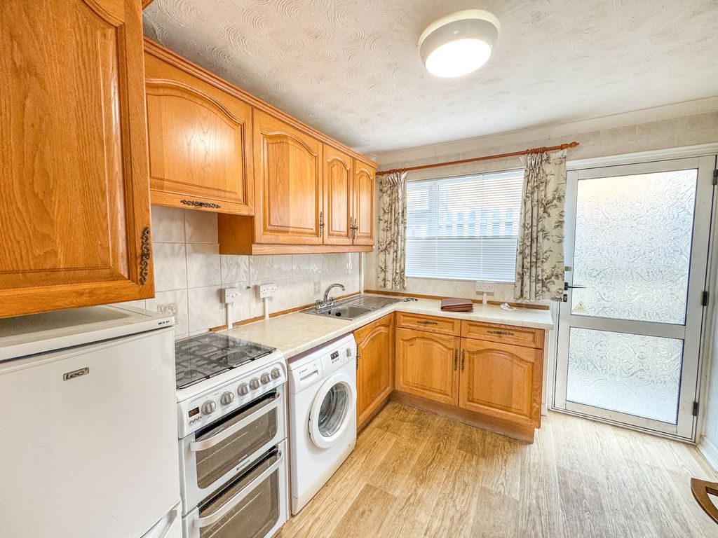 Property photo 2 of 14