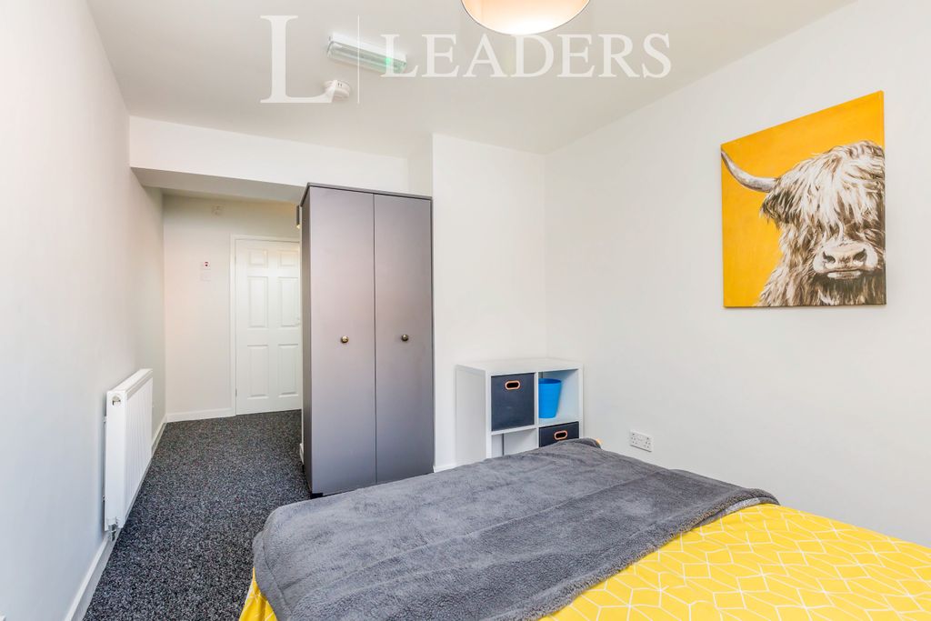 Property photo 2 of 10 F4133610-0Bc2-4Bda-8