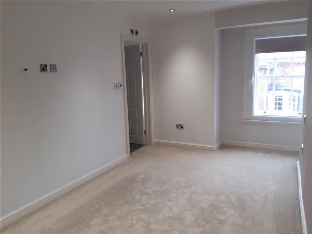 Property photo 3 of 8 Bedroom 1