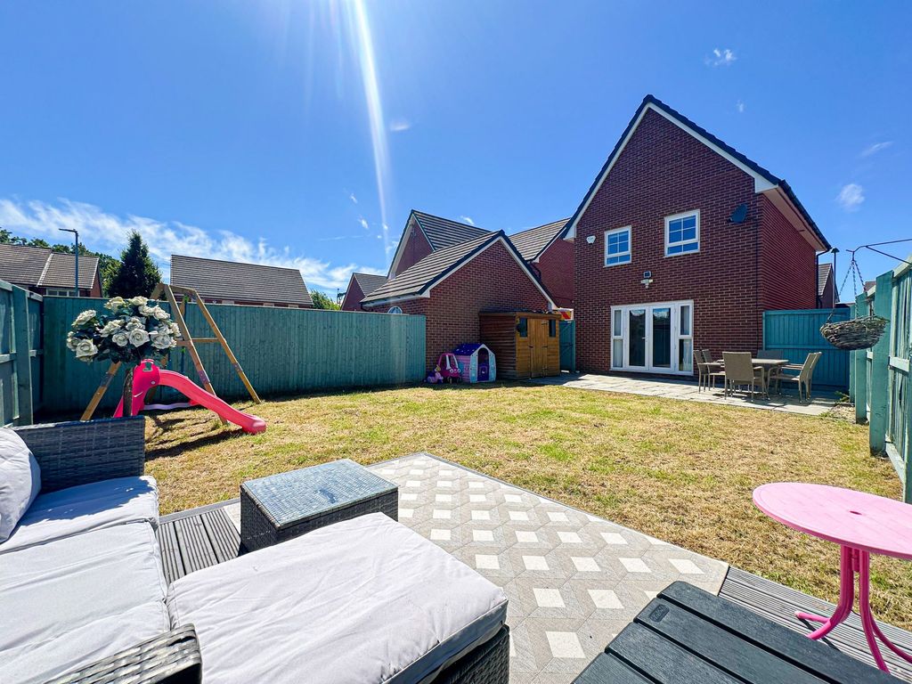 Property photo 3 of 18