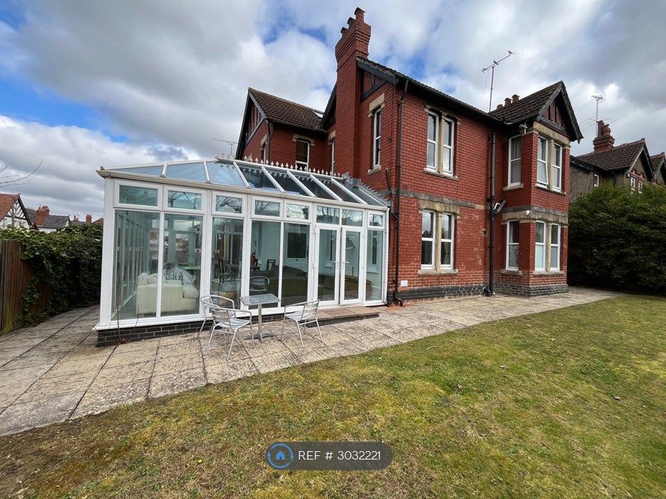 Property photo 3 of 10
