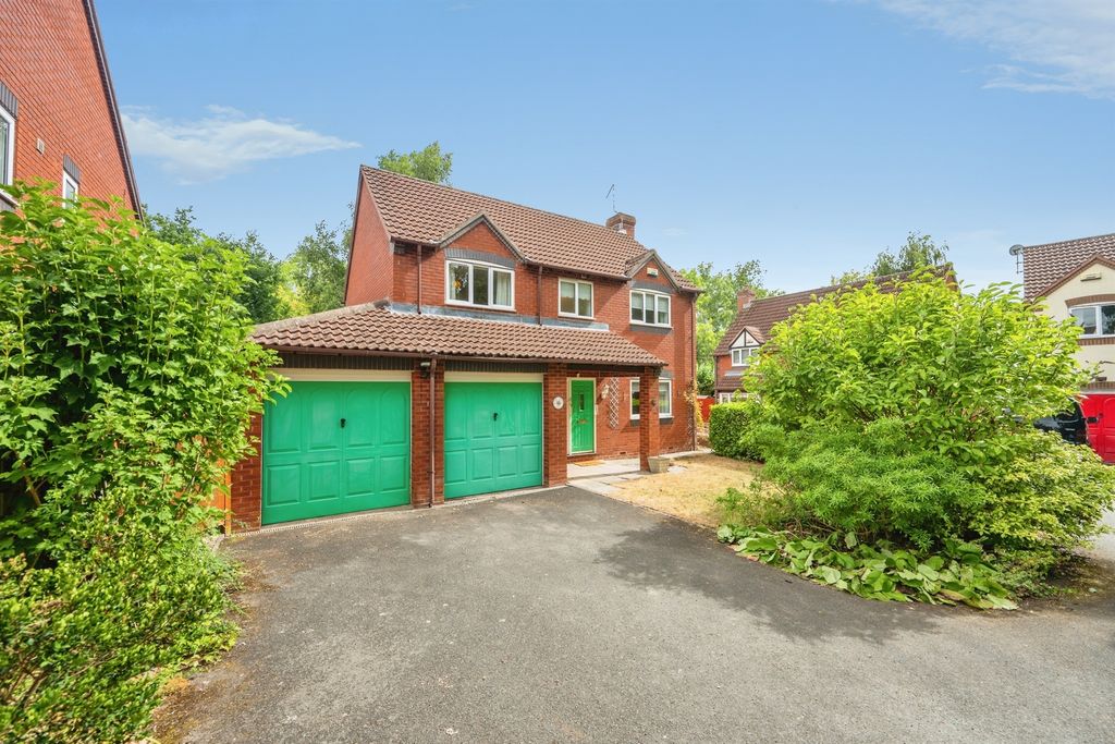 Property photo 1 of 22
