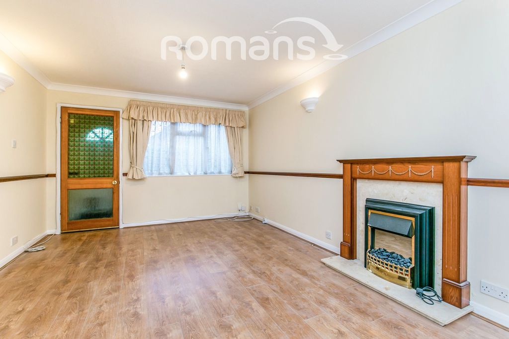 Property photo 2 of 9 Lounge