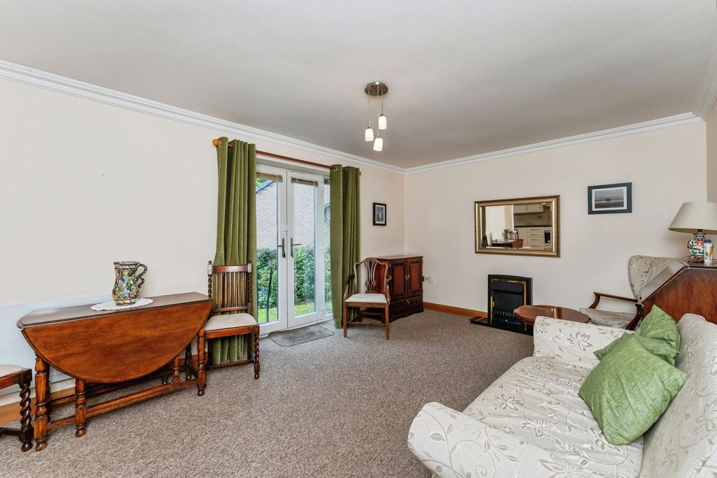 Additional image 5 of 2 bed flat for saleGwenllys, Holywell, Flintshire CH8