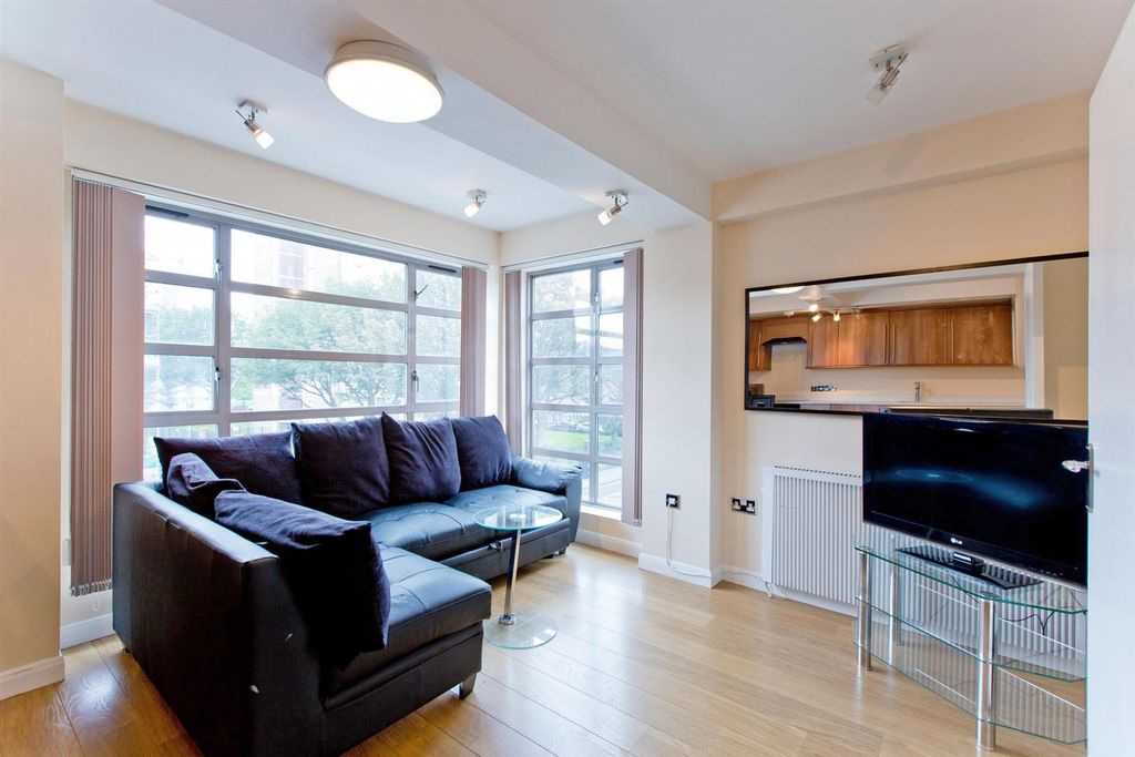 Property photo 2 of 8 1.Jpg