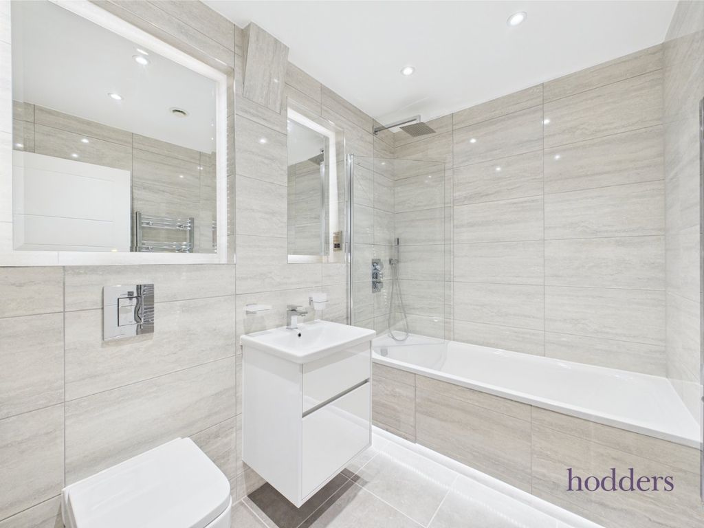 Property photo 3 of 6 Picture No. 01