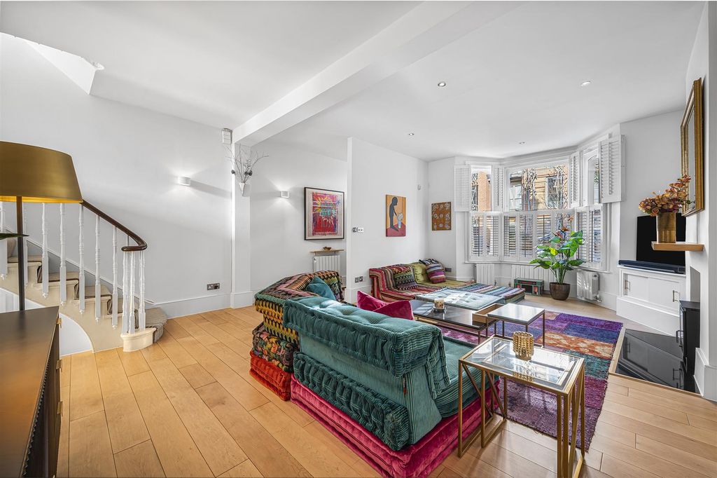 Property photo 2 of 11 Reception2 (3).Jpg