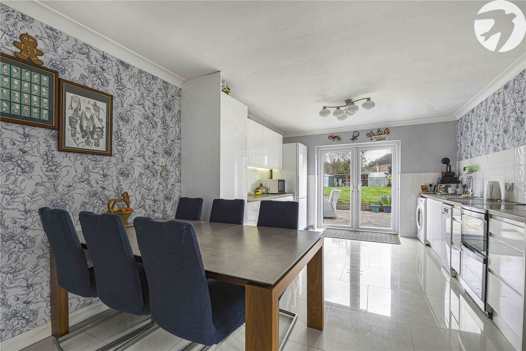 Property photo 3 of 17 Picture No. 19