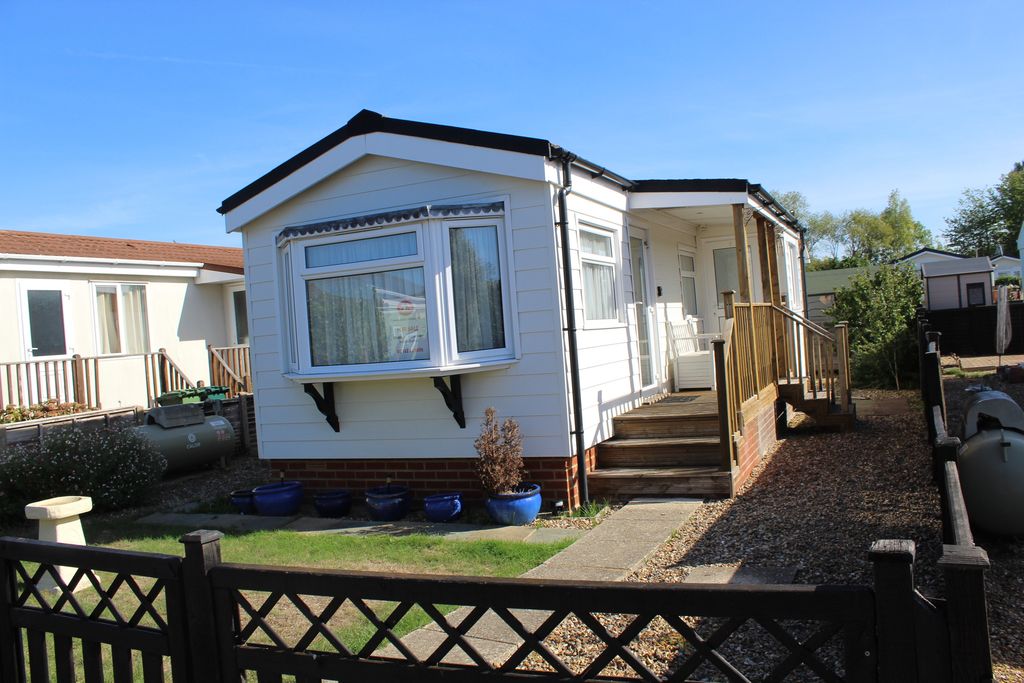 Property photo 1 of 9