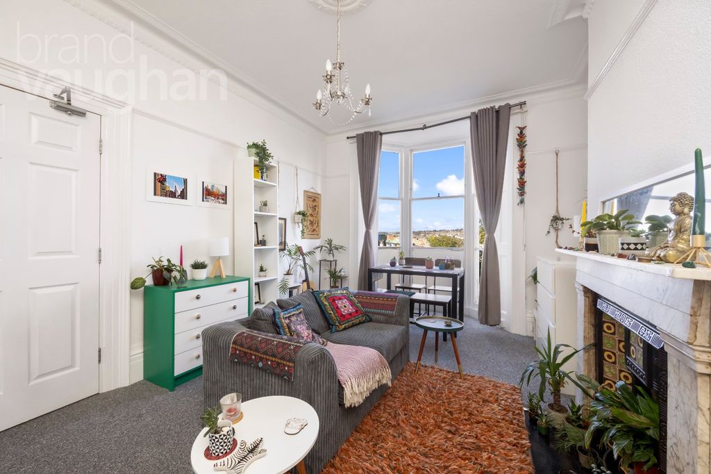 Property photo 3 of 17 Picture No. 16