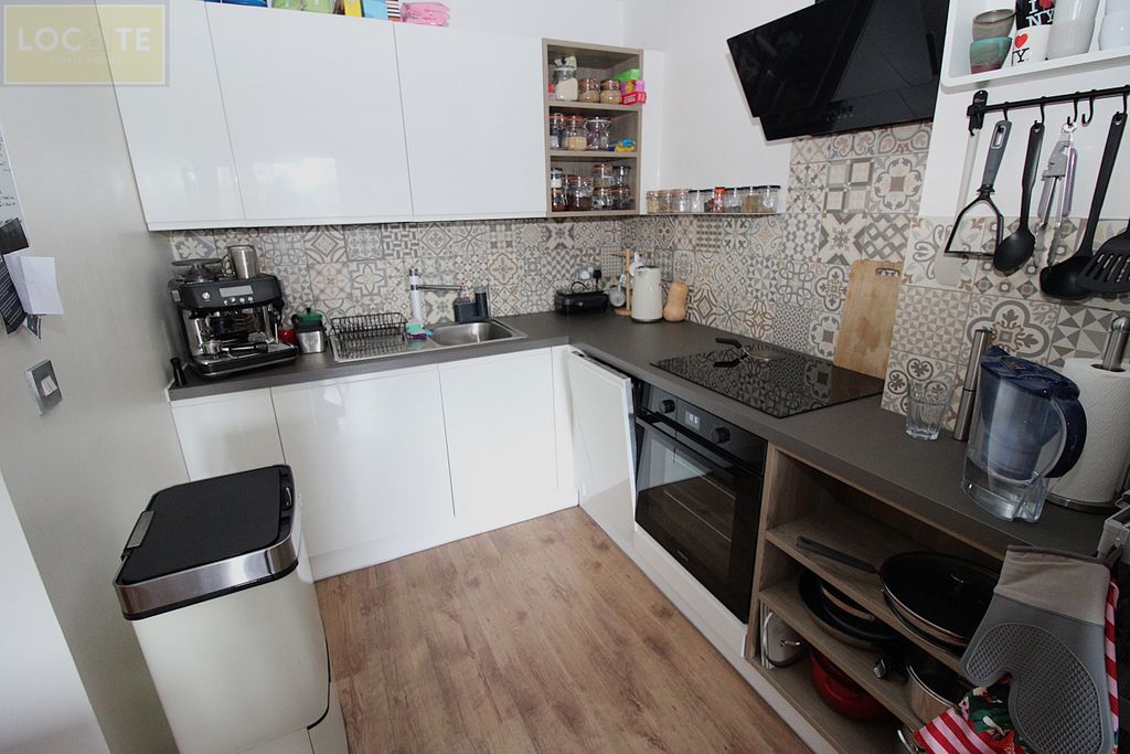 Property photo 3 of 17 Img_0696.Jpg