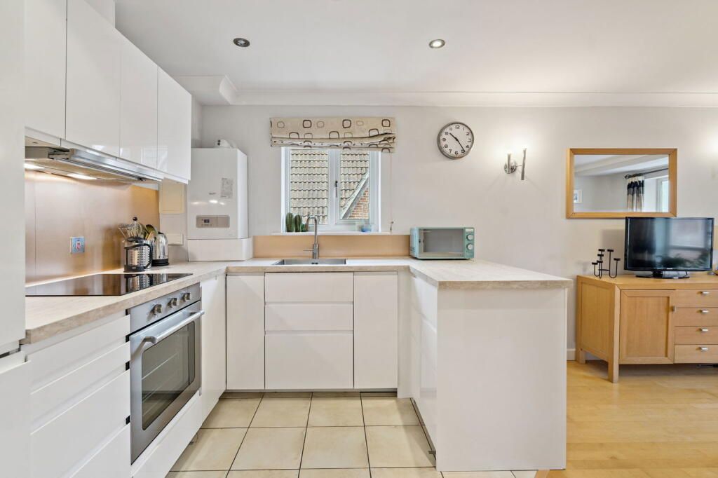 Property photo 3 of 9 Image