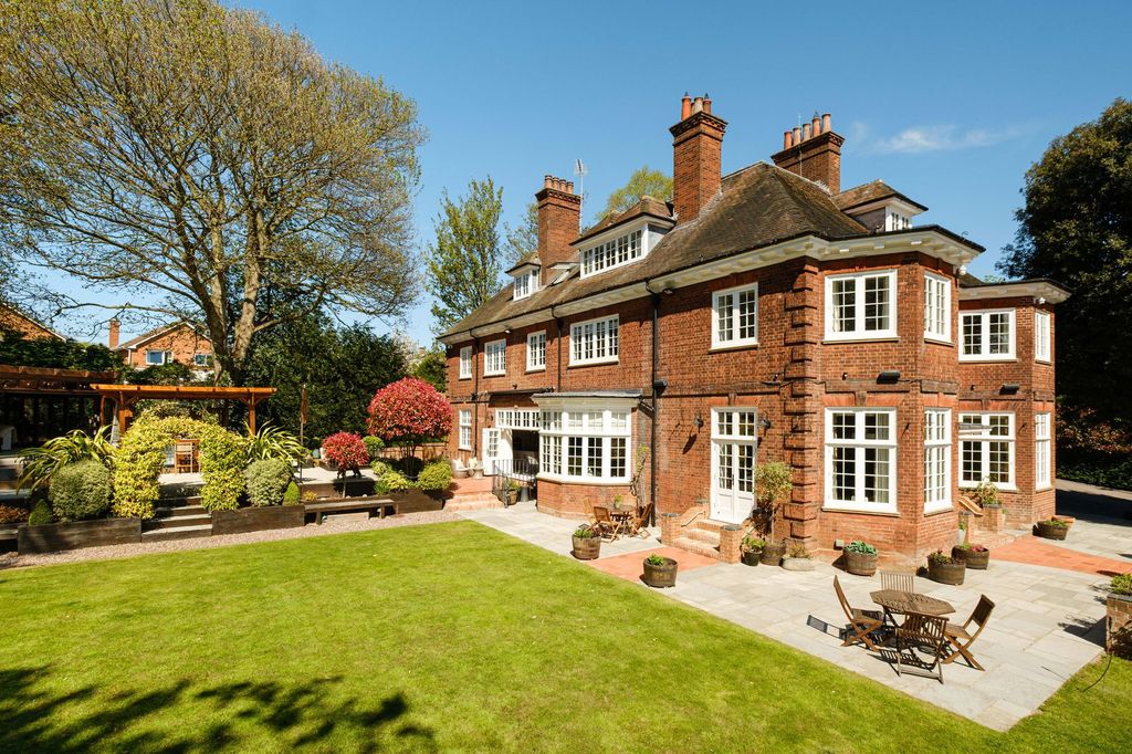 Property photo 1 of 77