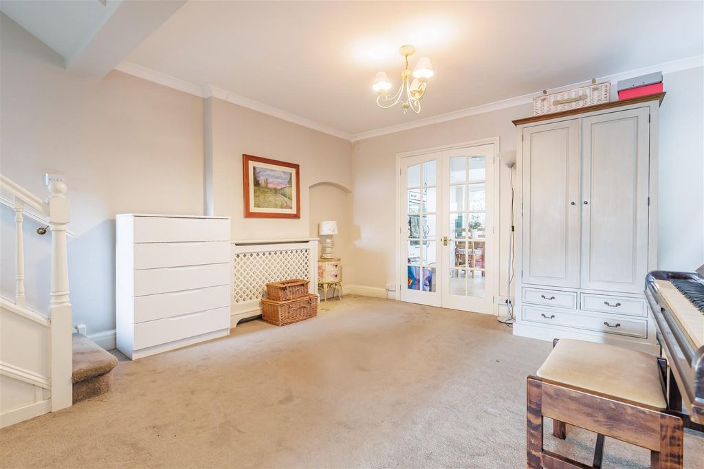 Property photo 3 of 21 35  Fairfield Road (3).Jpg