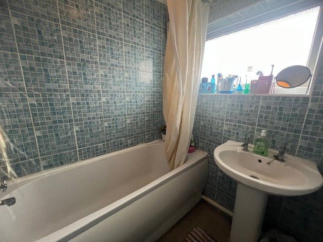 Property photo 3 of 4