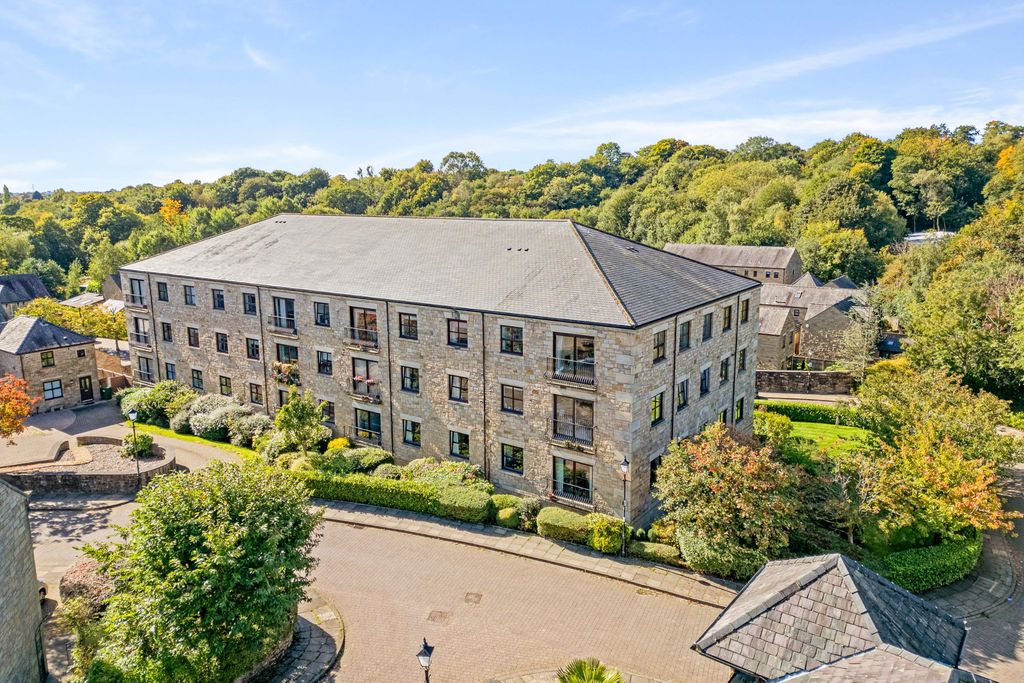 Property photo 1 of 31 Photograph 1