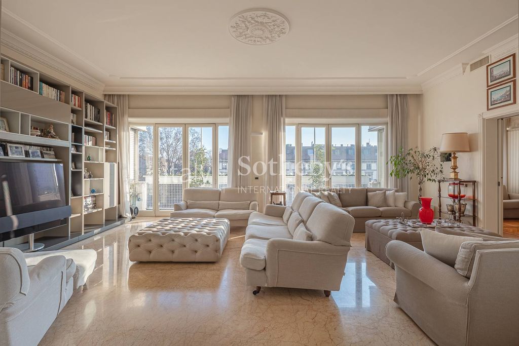 Property photo 2 of 29