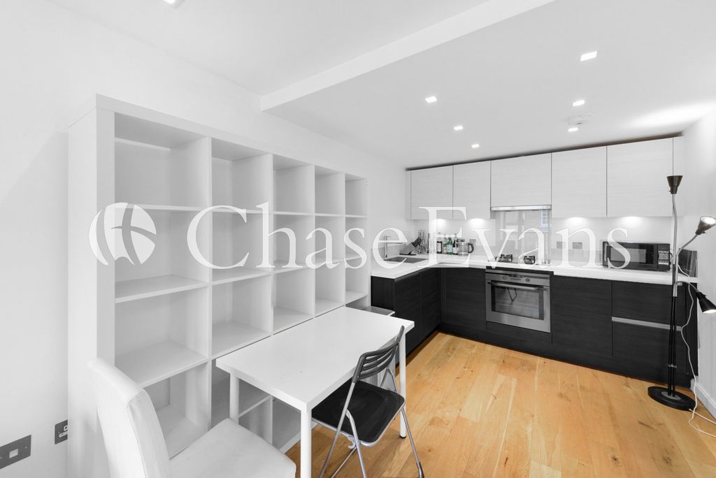 Property photo 2 of 15 Kitchen