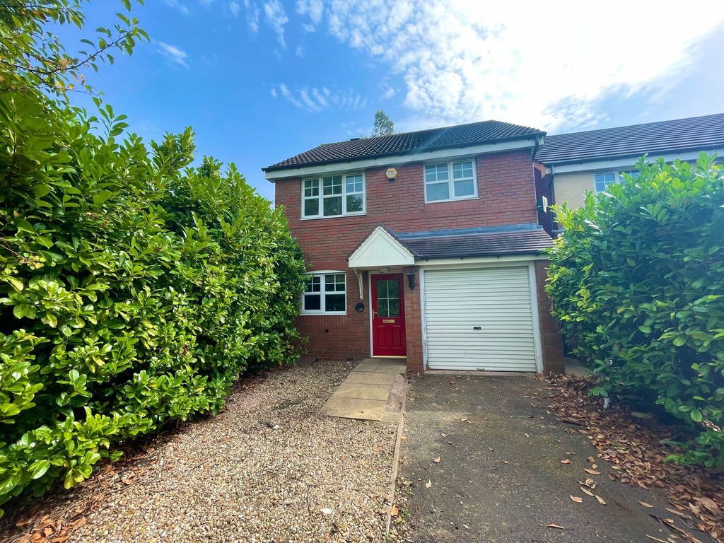 Property photo 1 of 11