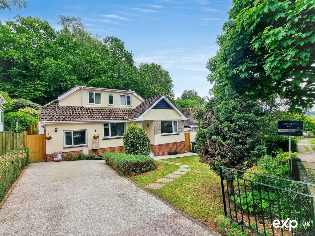 Property photo 1 of 34