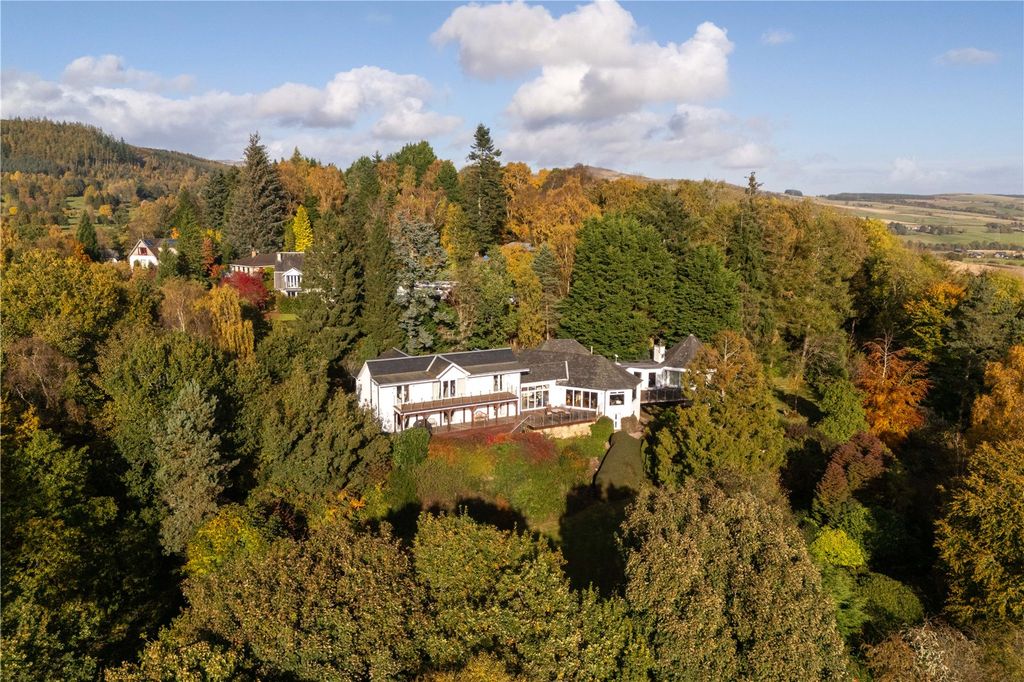 Property photo 1 of 30 Aerial