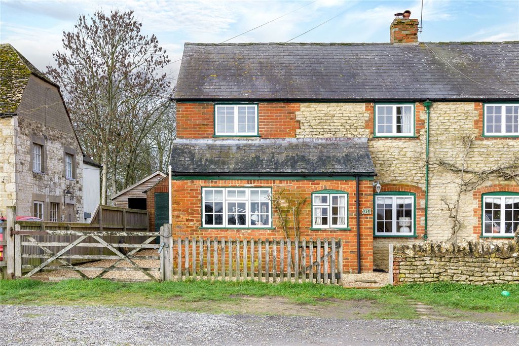 Property photo 2 of 15 Picture No. 05