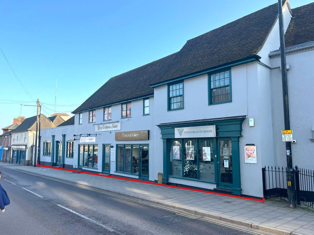 Property photo 1 of 9