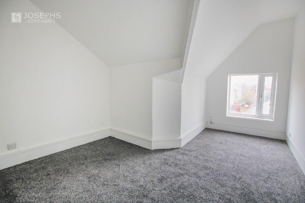 Property photo 1 of 3