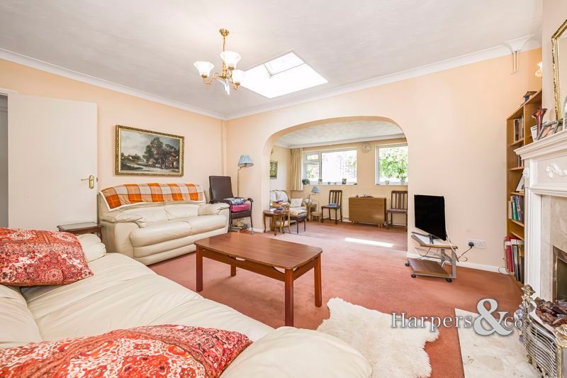 Property photo 2 of 11 Photo 15