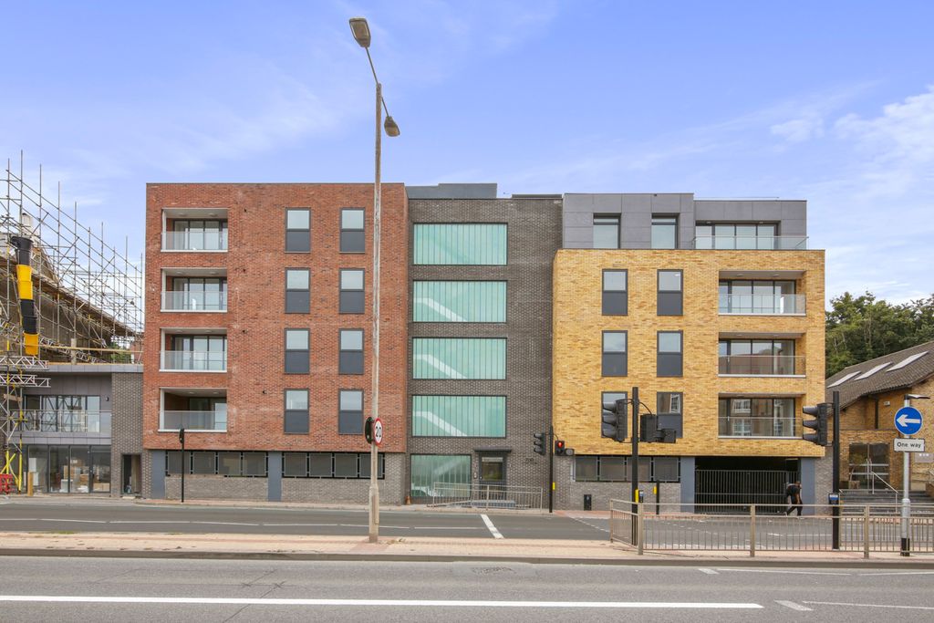 Property photo 1 of 7 Picture No. 21