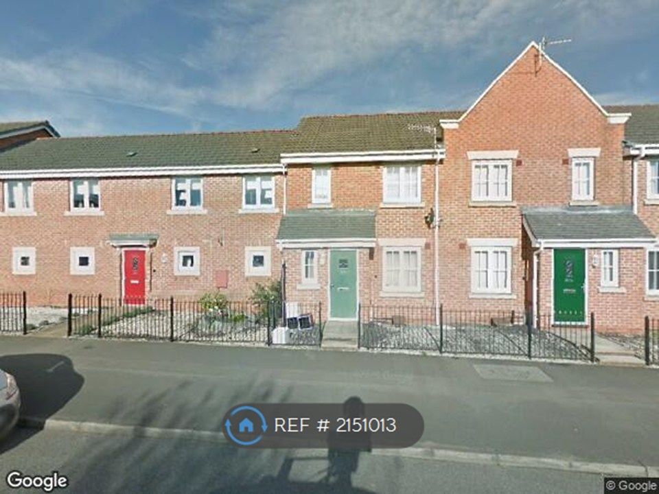 Property photo 3 of 17 Front