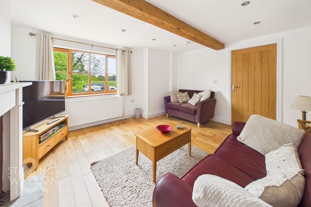 Property photo 2 of 18