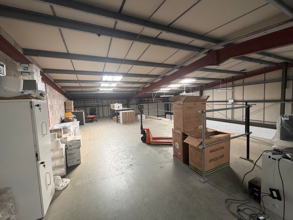 Property photo 3 of 5 Warehouse