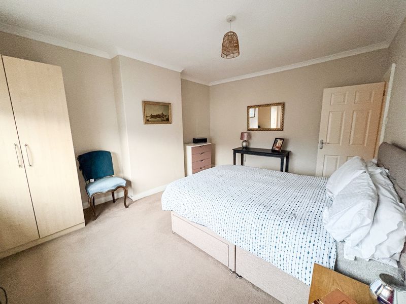 Property photo 3 of 7 Photo 5