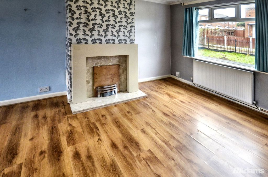 Property photo 3 of 9