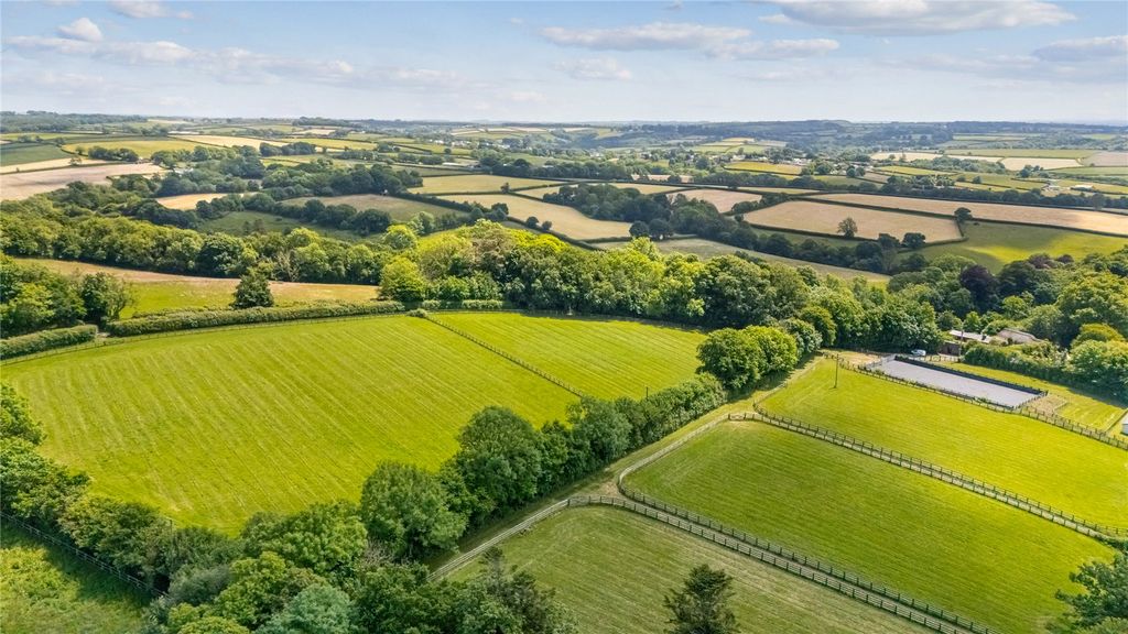 Property photo 3 of 31 Paddocks