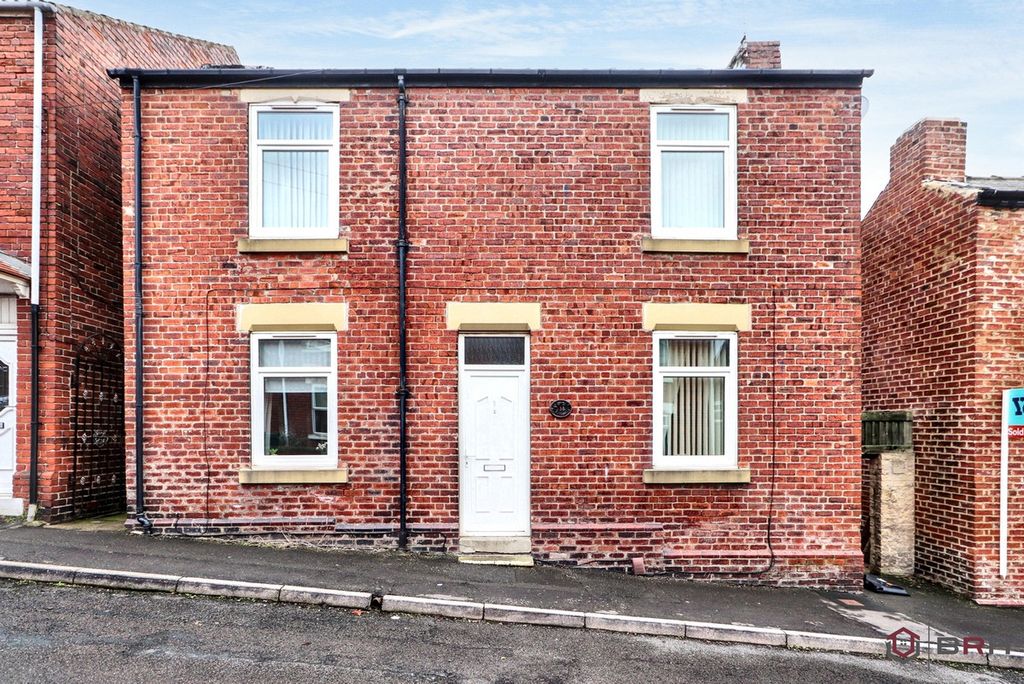 Property photo 1 of 15