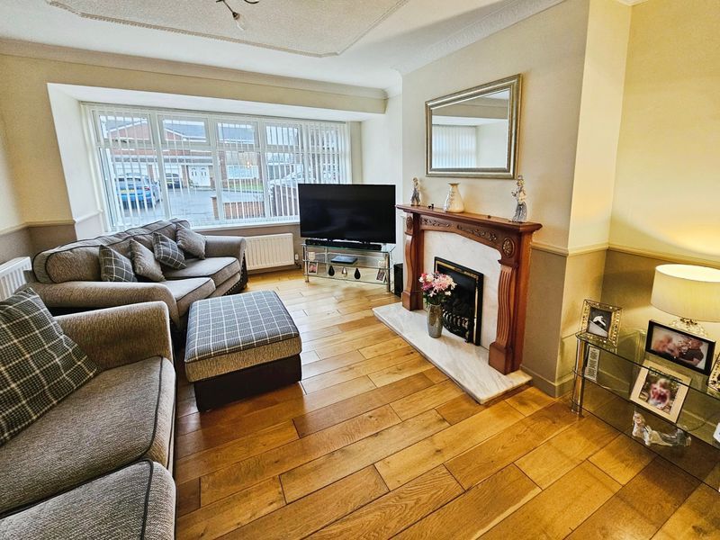 Property photo 2 of 13 Photo 11