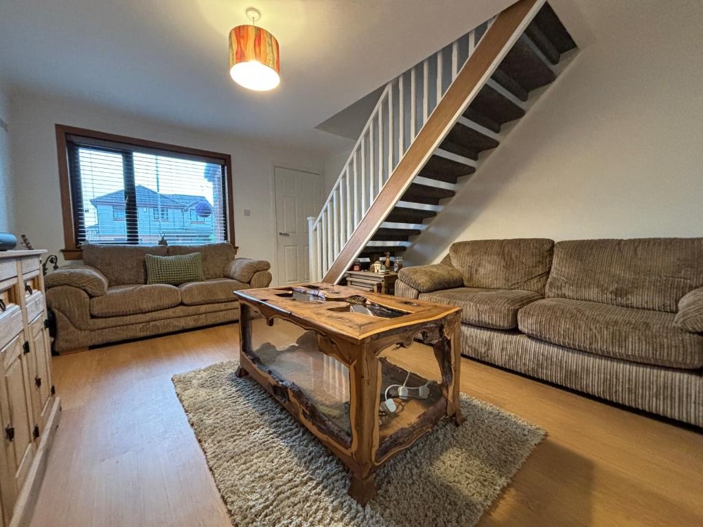 Property photo 2 of 8 Photo 2