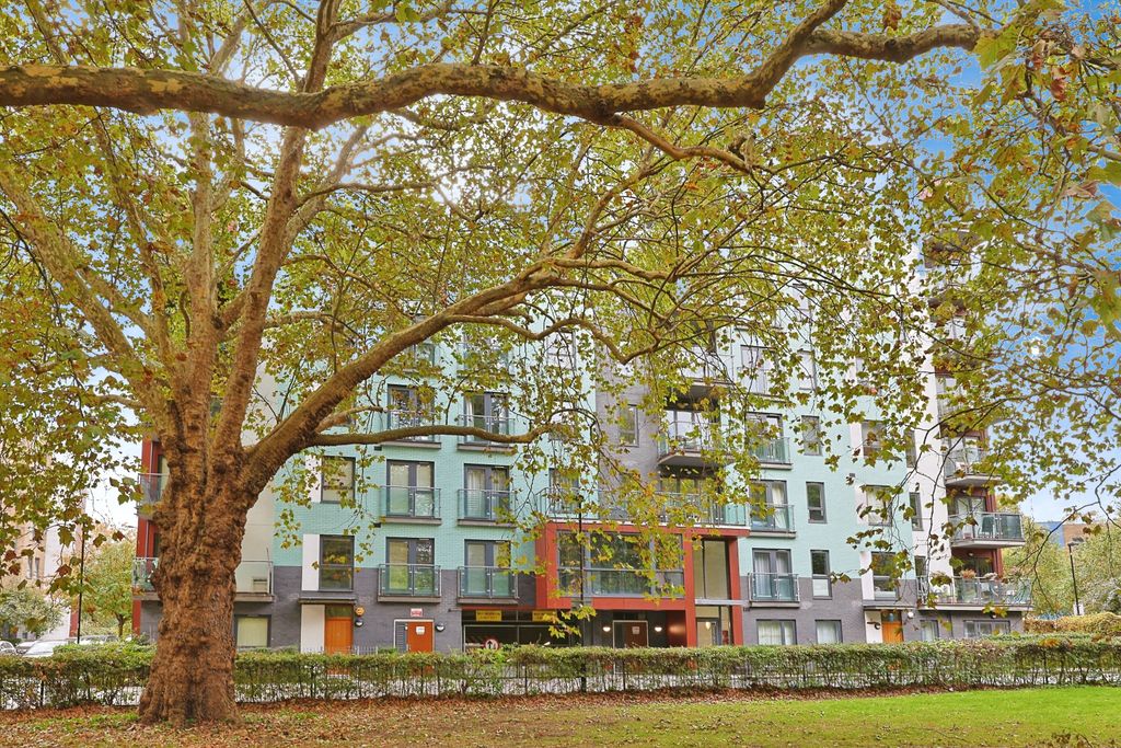 Property photo 2 of 20 Outbuildings