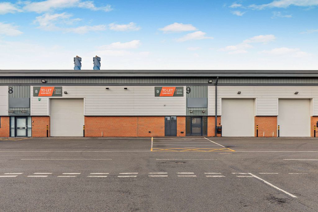 Property photo 2 of 16